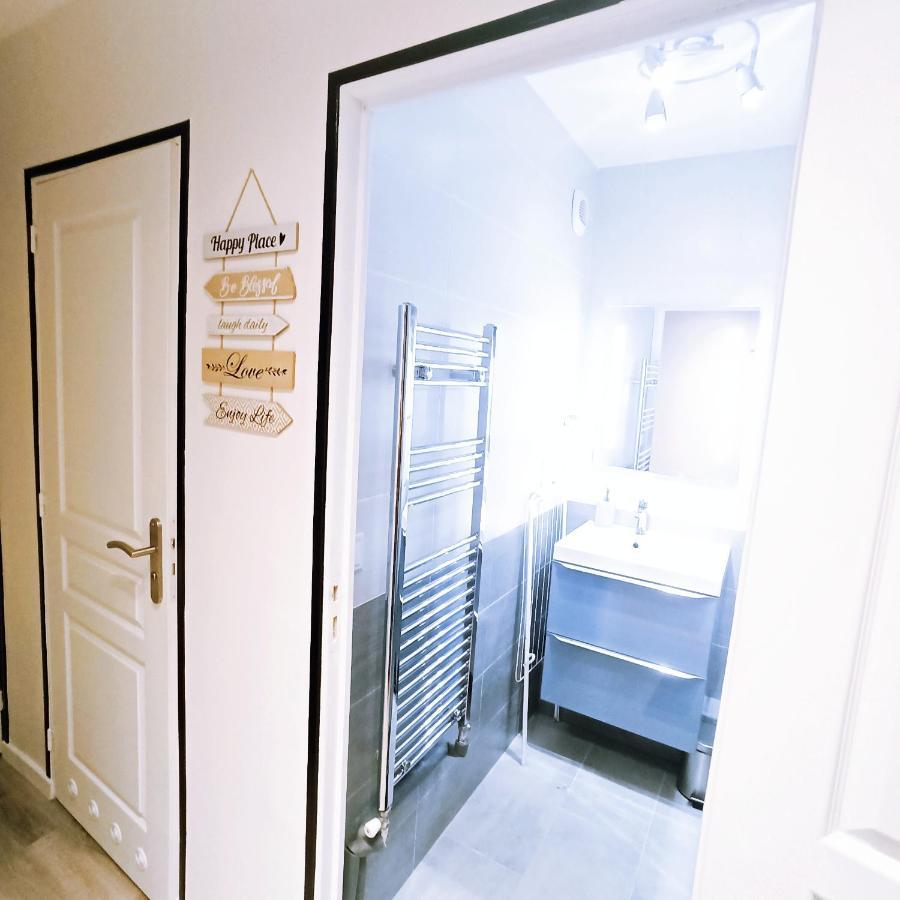 Detente & Jardin By Beds4Wanderlust - Charmant T2 Avec Jardin - Gare Plaisir-Grignon, Versailles 20Km ภายนอก รูปภาพ